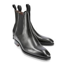 As the air gets nippy and the leaves start to change, one of the things we look forward to most is the chance to don our autumnal. Black Chelsea Boots For Men S