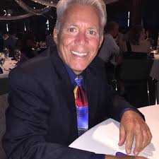 Condolences to the family of our Oak Hill School friend, Helen.