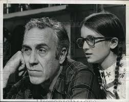 1973 Press Photo Jason Robards and Lisa Lucas "House Without a Christmas  Tree"