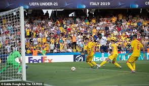 Romanii au nevoie de o victorie pentru a fi 99% calificati in semifinale. England U21 2 4 Romania U21 Late Heartbreak For The Three Lions As Euro Dream Ends Daily Mail Online