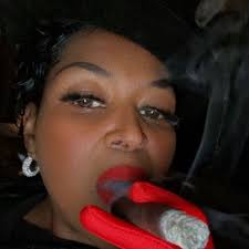 Nicole Thomas (@polkadot_muse) • Instagram photos and videos