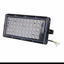 Bila ya, anda kini bisa memaksimalkan pencahayaan di rumah pohon dan juga pohon besar di halaman rumah anda dengan menggunakan produk lampu sorot pohon.produk ini saat ini sudah bisa didapatkan dengan harga jual / price list yang cukup murah dan terjangkau di toko. Jual Produk Lampu Tembak Taman Termurah Dan Terlengkap Juni 2021 Bukalapak