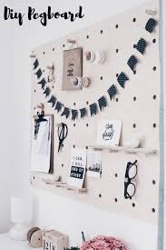 Diy Lochbrett Pinnwand Selber Machen Pinnwand Selber Machen Basteln Mit Holz Memoboard Selber Machen