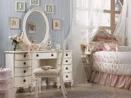 اهم قطع اثاث غرفة نوم للكبار والصغار سحر الكون