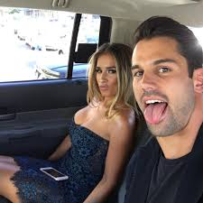 Eric Decker On Instagram My Haaawwwtttt Date Tonight She S Gonna Get It Later Cmt Na Jessie James Jessica James Decker Jessie James Decker Hair