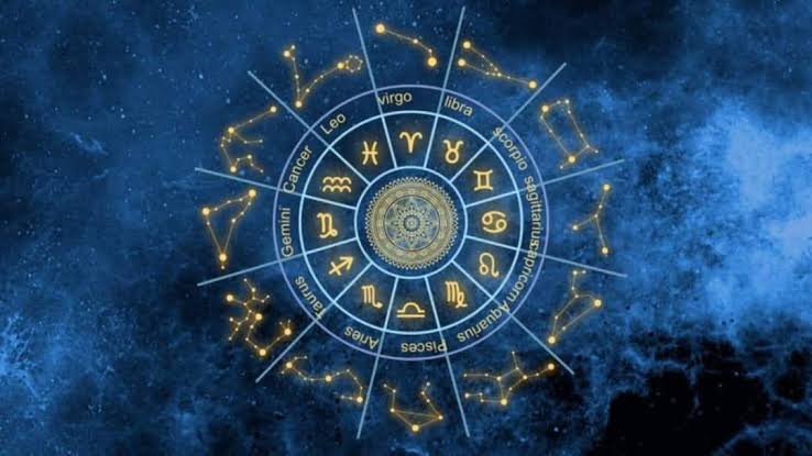 New Year 2026 Horoscope: નવું વર્ષ 2026 કઈ રાશિ માટે લાવશે સારા સમાચાર? |  New Year 2026 Horoscope three lucky zodiac sign