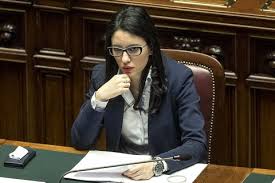 L'attore ospite di «propaganda live» su la7 ritorna con vulvia in rieducational channel | corrieretv. Azzolina La Ministra Dell Istruzione Divide I Social Tra Critiche E Apprezzamenti Sabina Guzzanti Mi Imita Il Mattino It