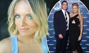 Erin's parents met when they were 17 and 18, and anne followed her husband's career around the world with children erin. Erin Molan Praises Her Very Supportive And Rarely Seen Fiance Sean Ogilvy After Split Rumours Daily Mail Online