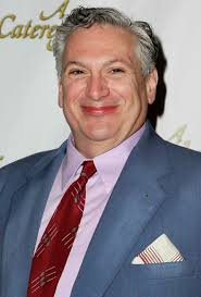 Big crowd opposes plan for condos