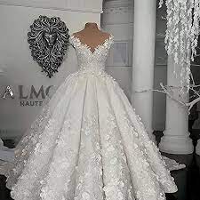Das Brautkleider Luxus Ist Aus Spitze Und Mit A Linie Silhouette Was Mit Empire Silhouette W Ball Gowns Wedding Ball Gown Wedding Dress Wedding Dresses Vintage