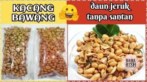 Goreng kacang di minyak bekas. Cara Membuat Kacang Bawang Goreng Empuk Dan Renyah Daun Jeruk Tanpa Santan Youtube