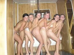 Life of a party girl, funny girl, make you laugh, want me bad, now i feel so much better. Naked College Girls Shower Hot Xxx Pics Free Sex Images And Best Porn Photos On Www Levelporn Com