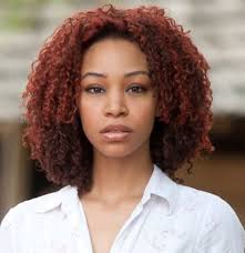 While there are no wrong hair color answers, the best hair color for dark skin are ones that set off the rest of your features and complement your for both light and dark skin, there are corresponding hair color shades that work better than others. 51 Best Hair Color For Dark Skin That Black Women Want 2019 Be Trendsetter Hair Color Auburn Honey Blonde Hair African American Hair Color