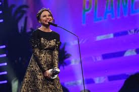 Download lagu judika feat siti nurhaliza dapat kamu download secara gratis di downloadlagu321.site. Video Sebijik Recording Siti Semakin Power Persembahan Memukau Siti Nurhaliza Judika Kisah Ku Inginkan Di Apm2018 Berita Steady