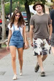 Celebrities In Designer Jeans From Denim Blog Emily Ratajkowski Street Style Fashion Emily Ratajkowski