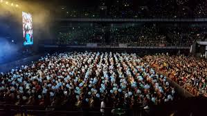 Beginning the tour in various cities of korea, she will be then heading to other countries such as taiwan, singapore, thailand and so on. Event Coverage Iu Falling In Love With Malaysia S Weather Ku Aena K Popped