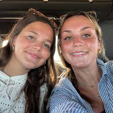 I already miss the piggly wiggly 🐷🏝️