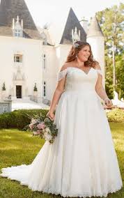 Finding your dream wedding dress takes trial and error and plenty of patience. Dreamy A Line Wedding Dress Stella York Wedding Gowns Plus Size Wedding Gowns Best Wedding Dresses Stella York Wedding Gowns