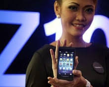 BlackBerry sales hit by fears over company's future