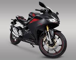 現行最強の250 honda新型 cbr250rr がかっこ良すぎた moto be バイクの遊び方を提案するwebマガジン モトビー 最新 バイク ホンダ バイク