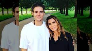 He comes from a very humble family of a house keeper and an accountant. Die Unerklarliche Wahrheit Von Jean Claude Van Dammes Kindern News24viral