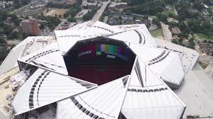 Maybe you would like to learn more about one of these? Aperture Style Retractable Roof At Atlanta S Mercedes Benz Stadium Closes For The First Time Archdaily