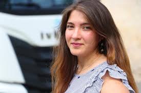 Soy camionera: Sandra Cereceda, juventud, genuino tesoro