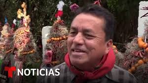 Buscan flor en montañas de Chiapas para cumplir tradición