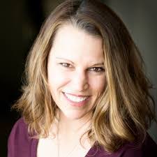 Amber Mohr's Instagram, Twitter & Facebook