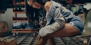 Women Crush Wednesday - Bewbs & Bumps by VesperXO