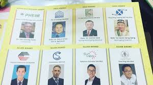 Terbaru, boy iman yang juga pernah dikritik kerana mendapat gelaran datuk meninggalkan komen di instagram milik farid kamil. Dato Boy Iman Photos Facebook