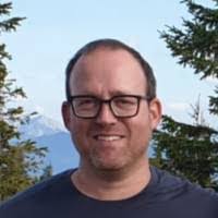 Amanda Walenta's Instagram, Twitter & Facebook