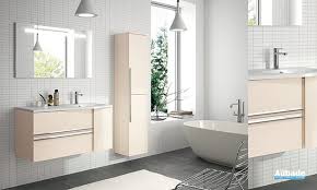 Pour Une Salle De Bains Qui Allie Confort Et Esthetique Decouvrez Les Meubles De Salle De Bai Meuble Salle De Bain Salle De Bain Beige Carrelage Salle De Bain