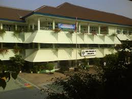 Smkn 1 kota serang adalah sekolah, sekolah menengah kejuruan / pelatihan lokasi pada jl. Sman 8 Jakarta Edumor Com