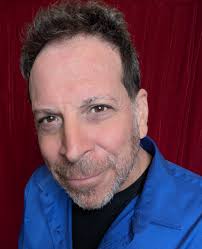 I'm super psyched to be the narrator for the latest trailer for Star Trek  Online! Thank you to @thomas.marrone and the entire team! Also @micaela_77  at Eris Talent Agency. Check out the