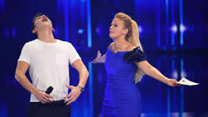 May 31, 2021 · esc 2021: Esc Vorentscheid 2019 Barbara Schonebergers Kleid Sorgt Fur Verwirrung Tv