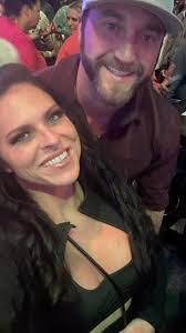 Kimberly Baum's Instagram, Twitter & Facebook