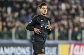 Andre miguel valente da silva, a portuguese footballer born on 6th november, 1995 at baguim do monte, portugal. Eintracht Frankfurt Andre Silva Spricht Uber Schalke Geruchte