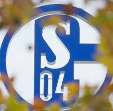 Aktuelles zur fußball bundesliga und dazu aktuelle sportnachrichten und hintergrundartikel. Traditionsklub In Not Schalke 04 Zieht Den Kopf Aus Der Schlinge Welt