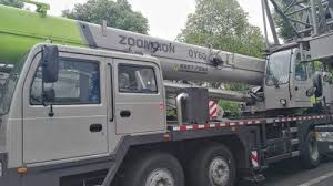 hydraulic truck mounted crane zoomlion 60 ton