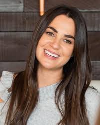 Laura Koehler's Instagram, Twitter & Facebook