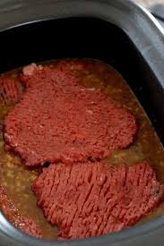 Slathered in creamy gravy, the cube steaks are very. Crock Pot Cubed Steak With Gravy 77foods