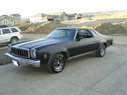1975 chevrolet chevelle malibu classic my dad had this when i was growing up baby blue wi chevrolet chevelle malibu chevy chevelle malibu chevrolet chevelle 1975 chevrolet chevelle malibu classic
