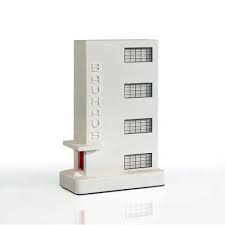 Bu yüzden risk alma ve öncülük ruhu en önemli değerleri arasında yer alıyor. Wandbilder Im Bauhaus Stil Kaufen Lumas