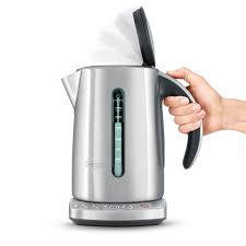 In the video he talks with us about his experience, from the reliability, to the comfort and quality he relies on from his ergo since 2002 ergo chef has been designing and manufacturing chef knives, kitchen gadgets and accessories. The Smart Kettle