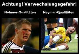 Weitere ideen zu fußball bilder lustig, lustig, fußball witze. Pin Von Steve Wildi Auf Das Runde Muss Ins Eckige Fussball Spruche Lustig Lustig Lustige Bilder