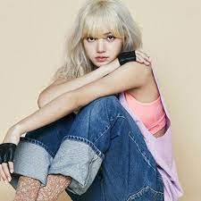 Judging by their views on youtube, definitely not. Stream Blackpink Lisa Demo Boombayah Whistle By Sara Listen Online For Free On Soundcloud