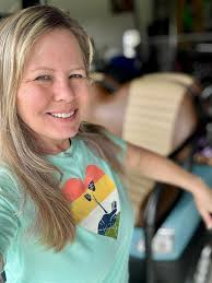 Happy Earth Day. Love my ALDIs shirt. 🌎