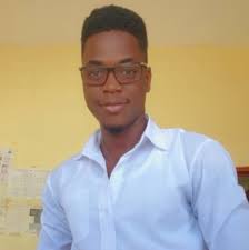 Orevwa Majistra ALUSMA, Jou pou Jou, Dat pou Dat. Par Pierre Adler Port de  Paix SpotLight Majistra Josué ALUSMA gentan fin mare pakèt li pou vire Do  bay Meri PòdePè a apre