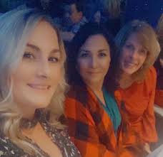 Leanne Darcy (@leannetherealtor) • Instagram photos and videos